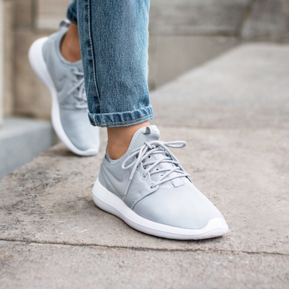 Nike Shoes - Nike Gray Roshe 2 Shoes